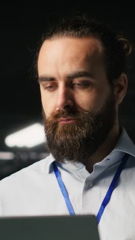 vertical video data center admins monitoring artificial intelligence llm visualization