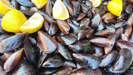 close-up of mussels with lemon