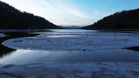 Panning-shot-of-Lake-Coeur-d'Alene-at-dusk-in-Idaho