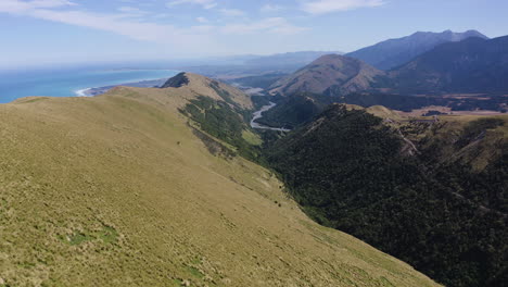 Estribaciones-Y-Montañas-De-Nueva-Zelanda-Ubicadas-En-Kiakoura