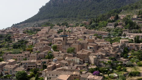 Centro-Histórico-Del-Pueblo-De-Valldemossa-Con-Casas-Residenciales,-España