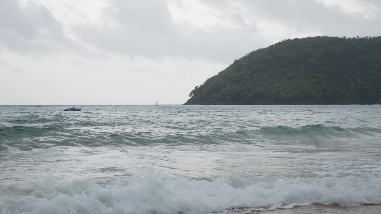 wavesAt Dam Trau Beach In Orson Hotel And Resort, Con Dao Island, Vietnam