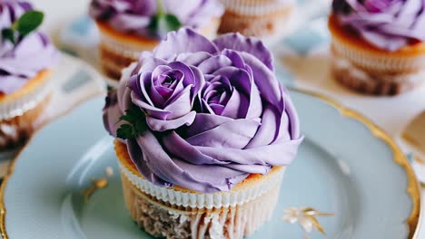 purple rose cupcakes