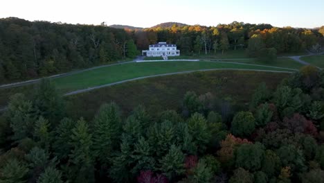 aerial high push in to moses cone manor