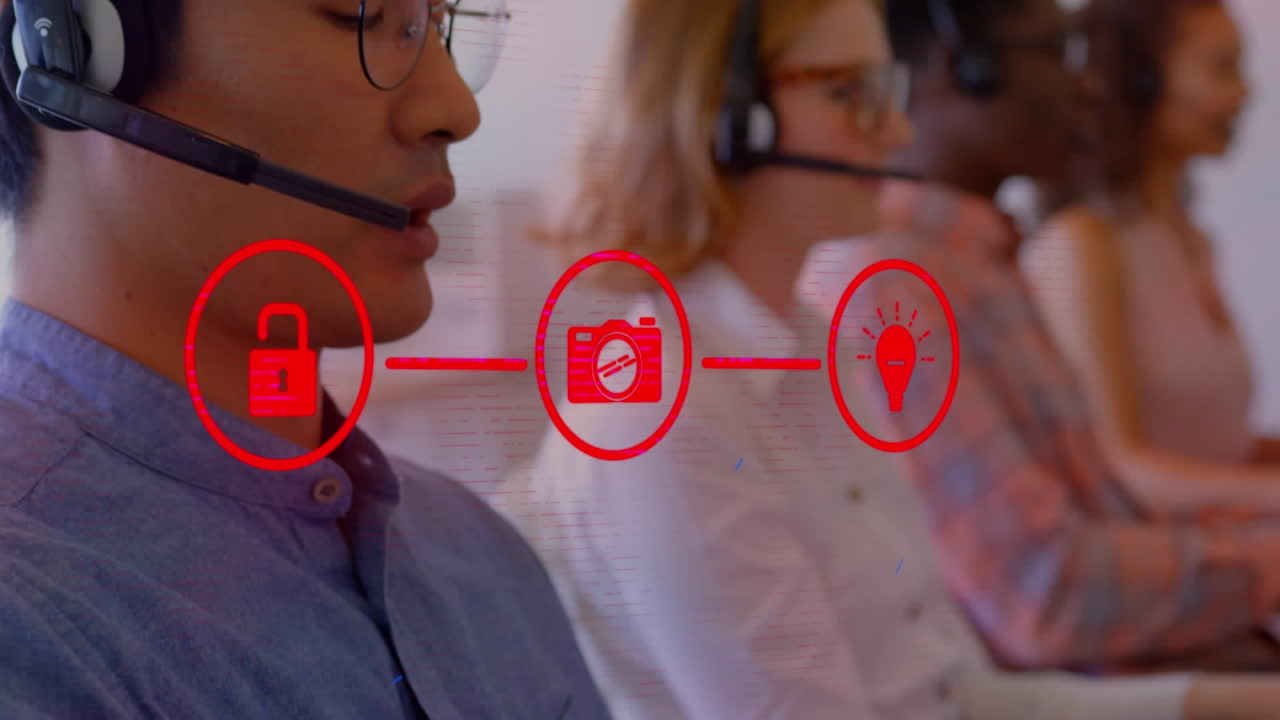 animación de un conjunto de tres iconos digitales sobre personas de negocios que usan auriculares de teléfono