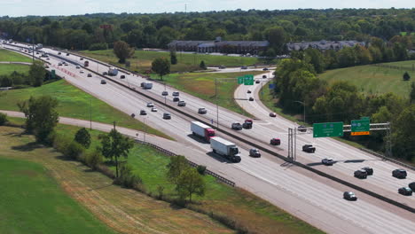 highway traffic traveling along interstate 64 in lexington, kentucky