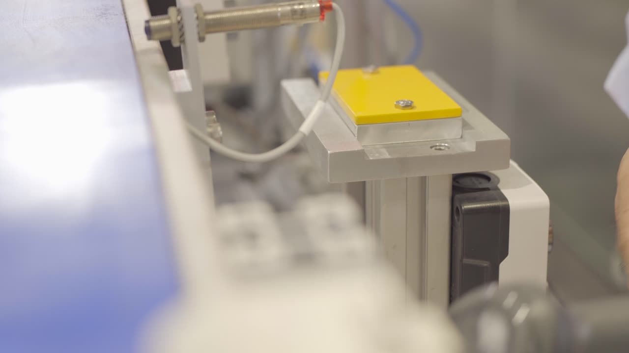 trabajando en máquina convertbelt