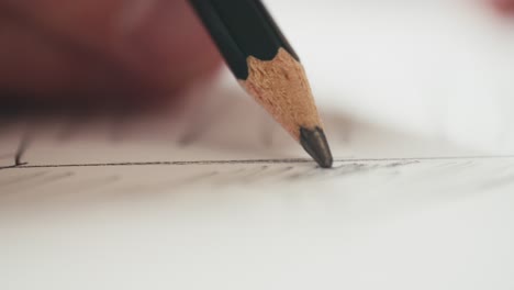 dibujo a lápiz en papel blanco, ultra primer plano