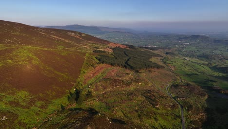 Slieve-Gullion,-Condado-De-Armagh,-Irlanda-Del-Norte,-Mayo-De-2023