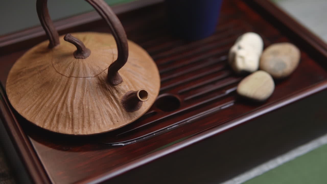 전통적인 차 의식 설정