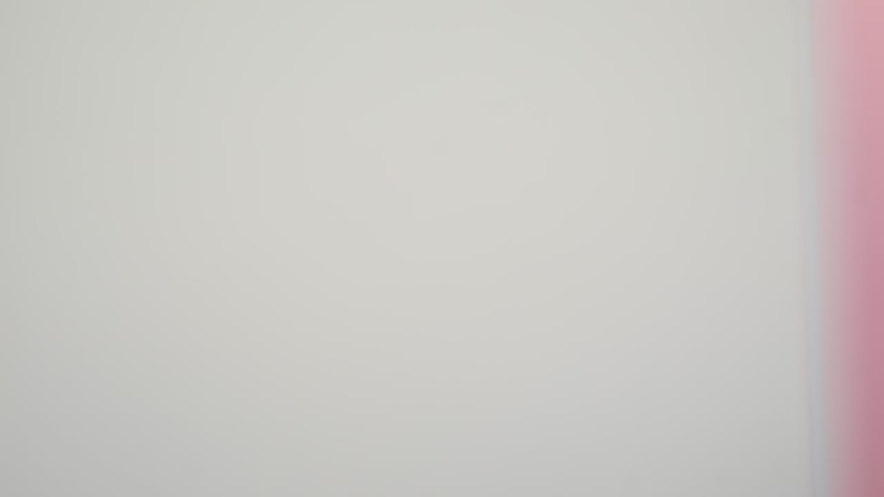 una vista de una estatua romana, toma de primer plano, inclinación a la izquierda