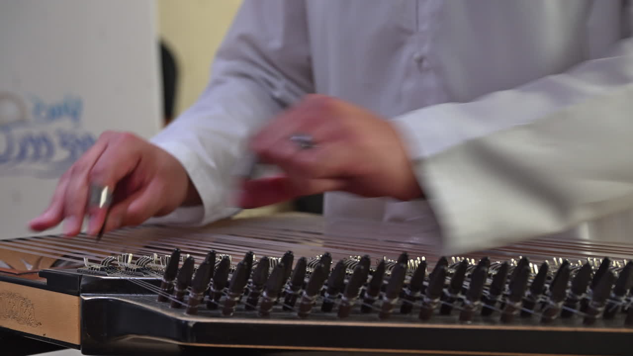 A masterful performance on the qanun — a keystone of Middle Eastern musical heritage