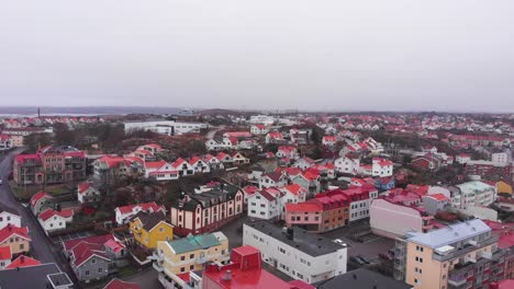 Flying-over-the-beautiful-and-peaceful-city-of-Lysekil,-Sweden---Aerial-shot