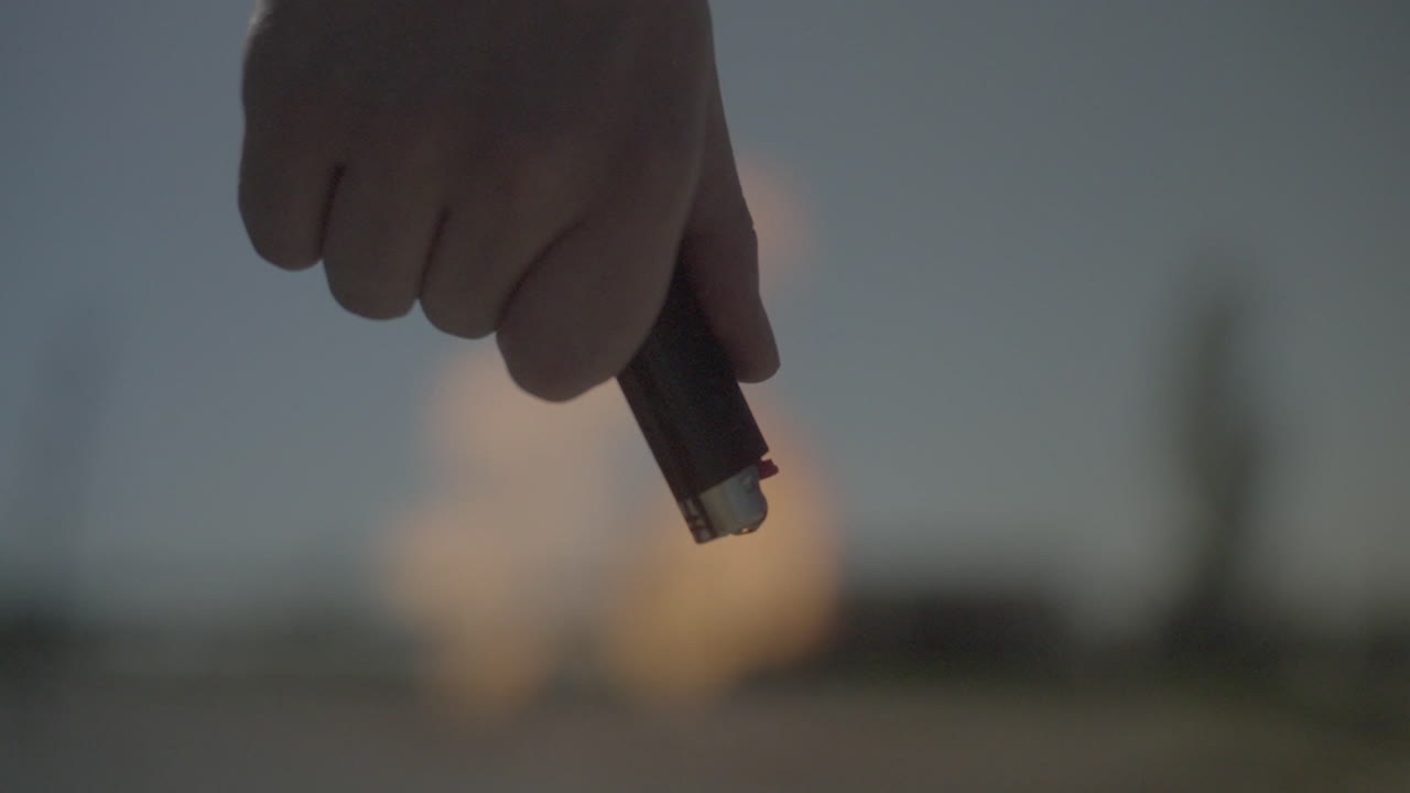 손을 잡고 라이터