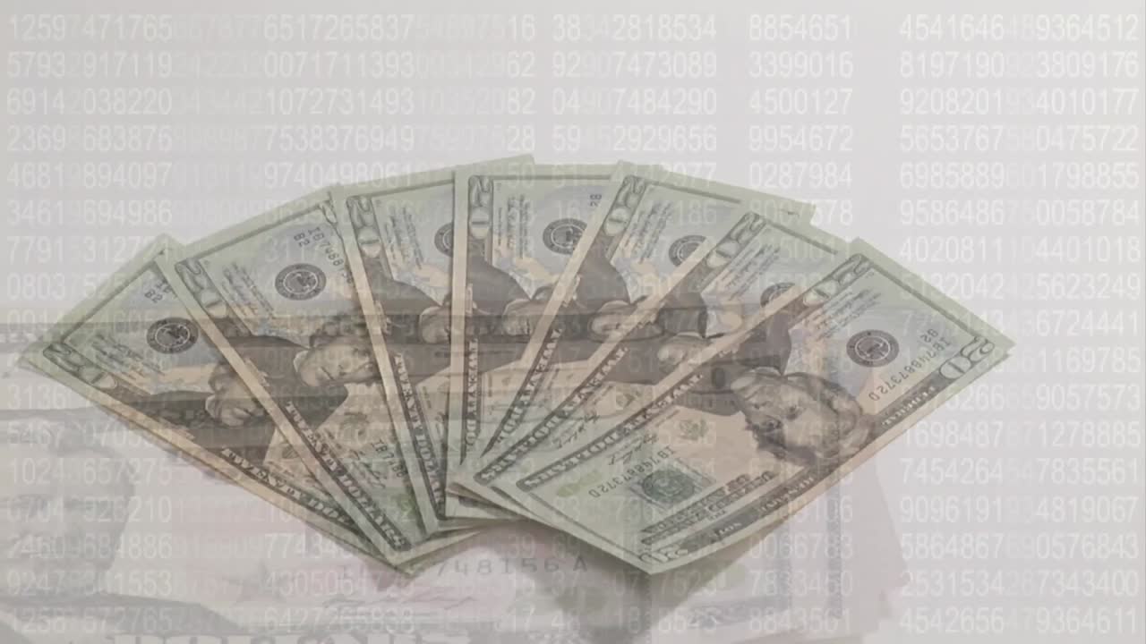 animación de billetes de dólar estadounidense en fila sobre manos contando billetes de dólar estadounidense.
