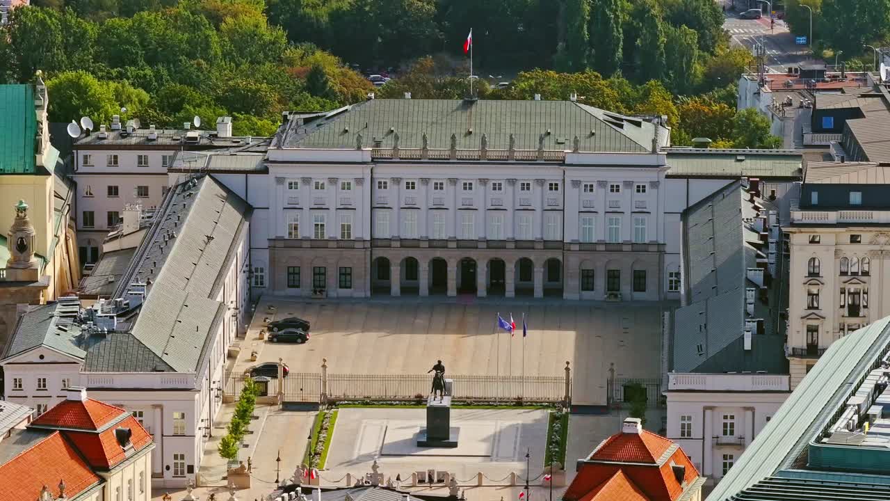 Warsaw Presidential Palace as central landmark of politics and global security