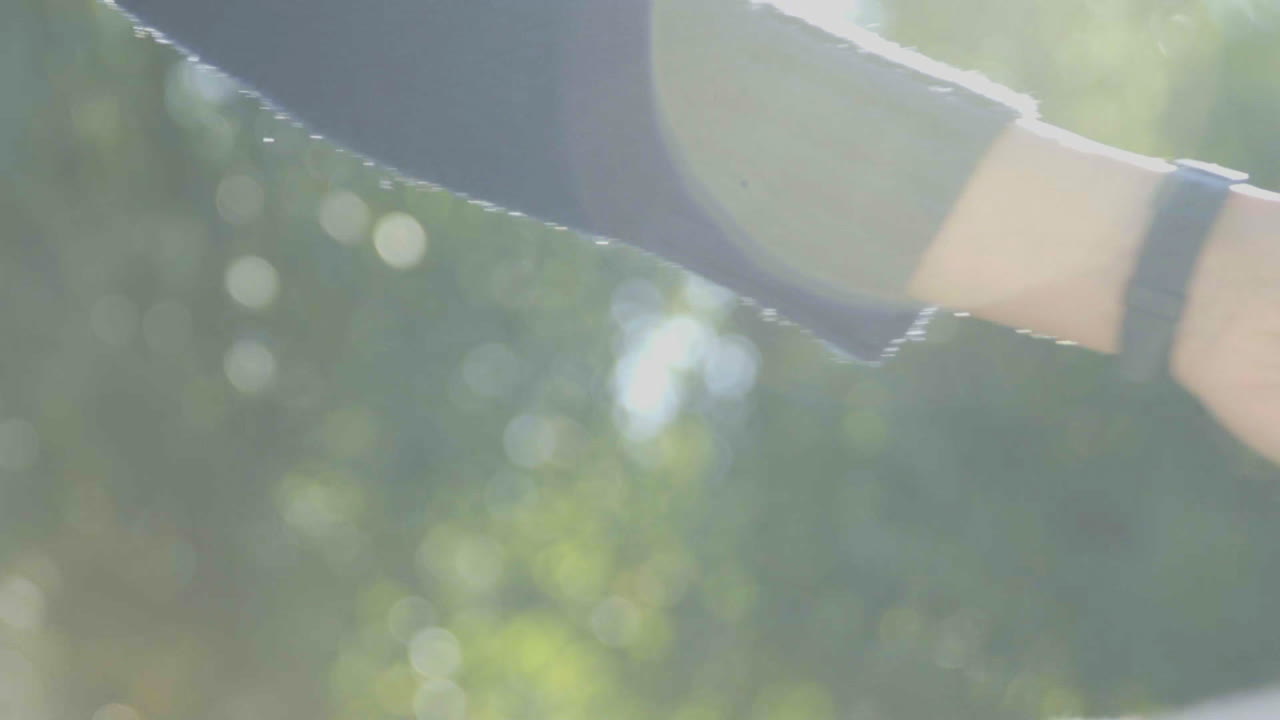 소녀는 소풍을 준비하고 있다