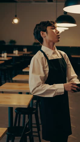 레스토랑 직원