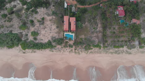 Strand-Von-Kahanda-Modara-In-Sri-Lanka