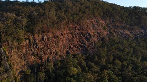 Morans-Falls---Plunge-Waterfall-On-Morans-Creek---Rainforests-At-Lamington-National-Park---QLD,-Australia