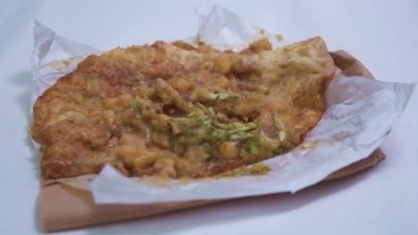 Trinidad-and-Tobago-Doubles.-A-Trini-delicacy