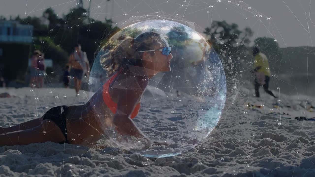 Animazione di globo e connessioni su donne caucasiche che giocano a pallavolo in spiaggia