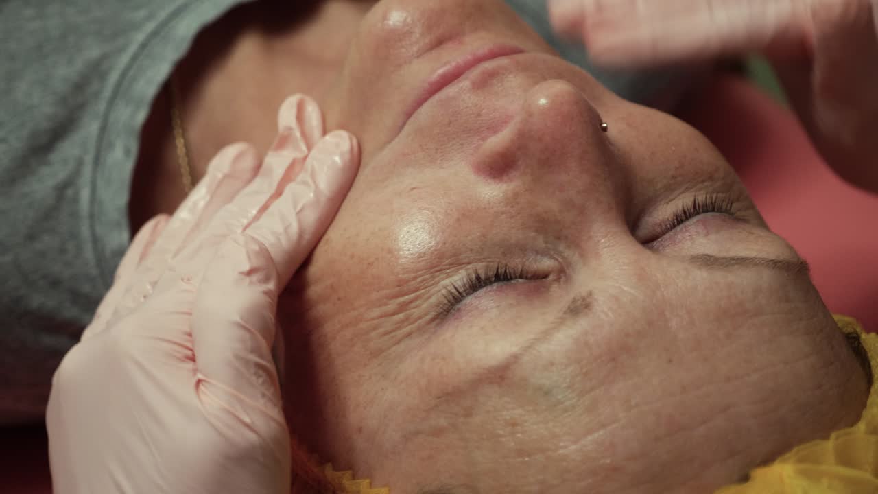 Facial Spa Treatment for Women