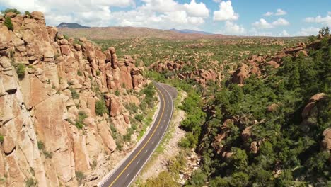 Drone-flight-near-Superior,-Arizona