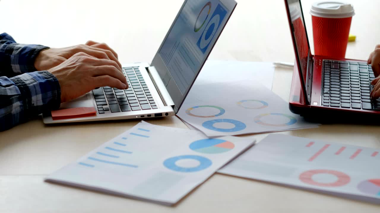 oficina de investigación de información de comunicaciones empresariales