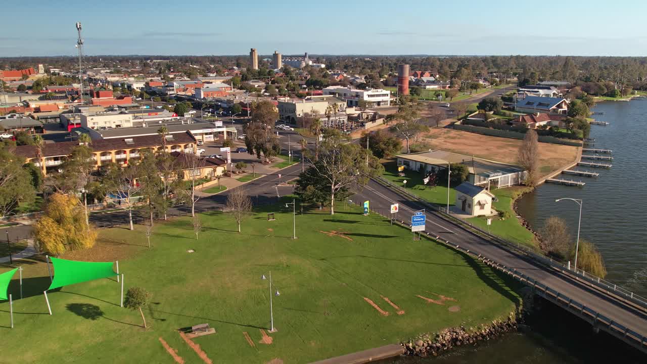 Aerial reveal of the foreshore and bridge looking back at Yarrawonga