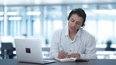 Angry-Indian-call-center-employee-shouting-on-caller