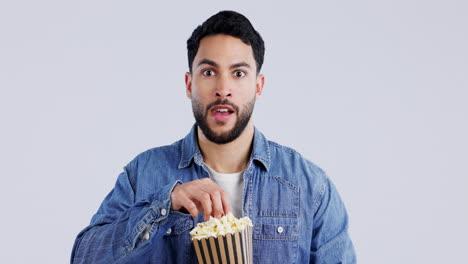 Eating-popcorn,-man-and-watching-tv