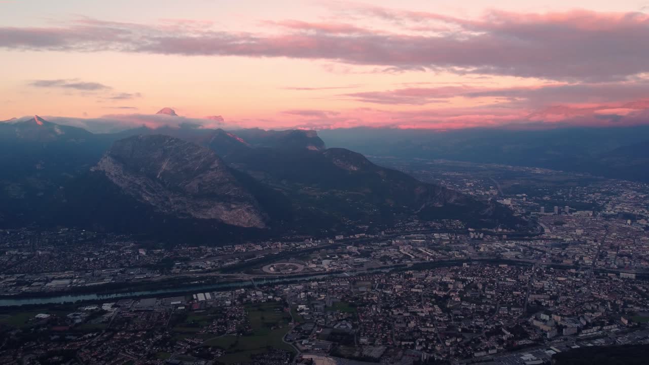 ciudad de grenoble en francia