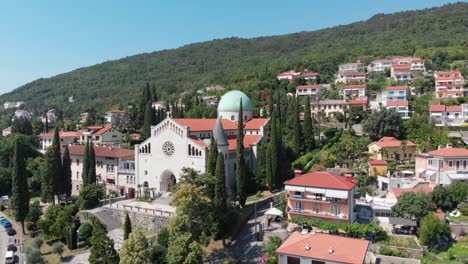 Aerial-shot-of-church-in-Opatija-,-a-Croatian-coastal-town-on-the-Adriatic