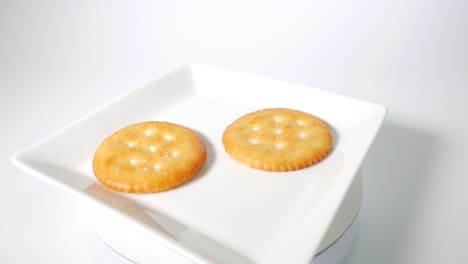 둥근 크래커