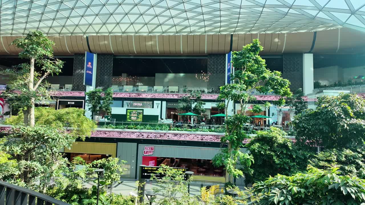 Indoor Garden and Shopping Mall Architecture