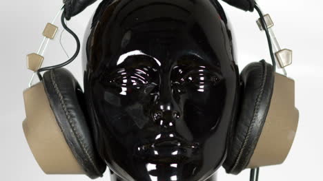 black headphones 01