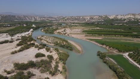 Delta-Cerca-De-Tierras-De-Cultivo