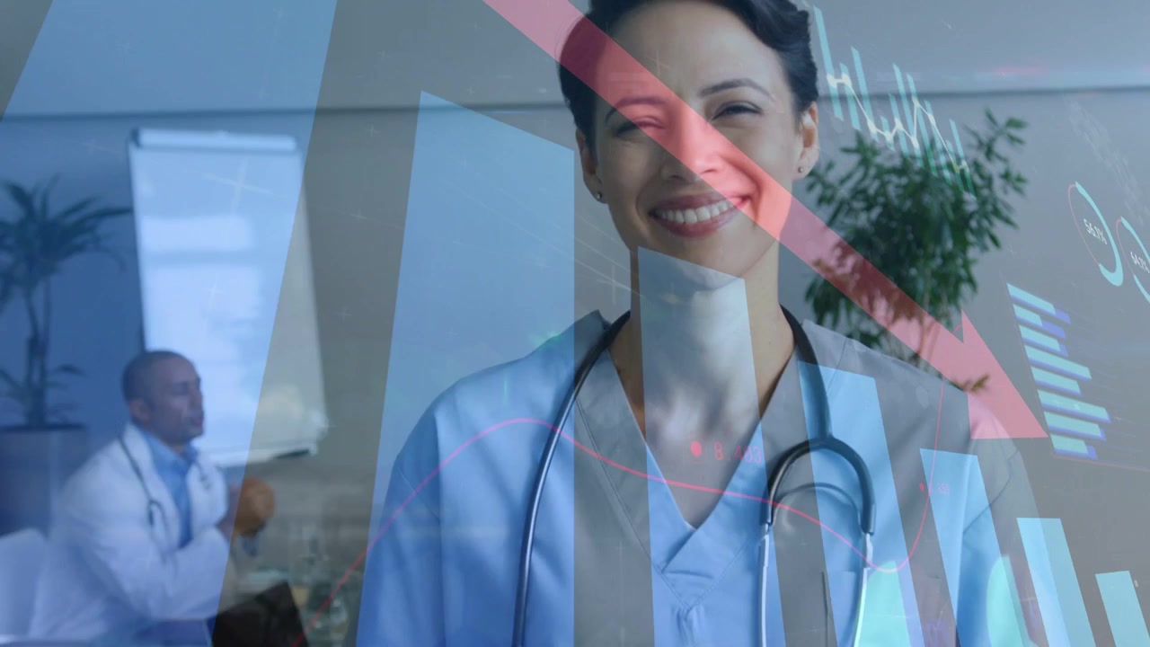 Video vertical: Enfermera sonriendo mientras el médico gesticula, mostrando gráficos y una flecha roja para la revisión del equipo de salud.