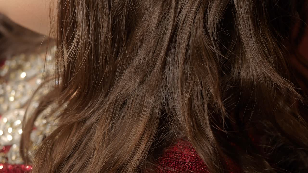 머리카락을 는 여자