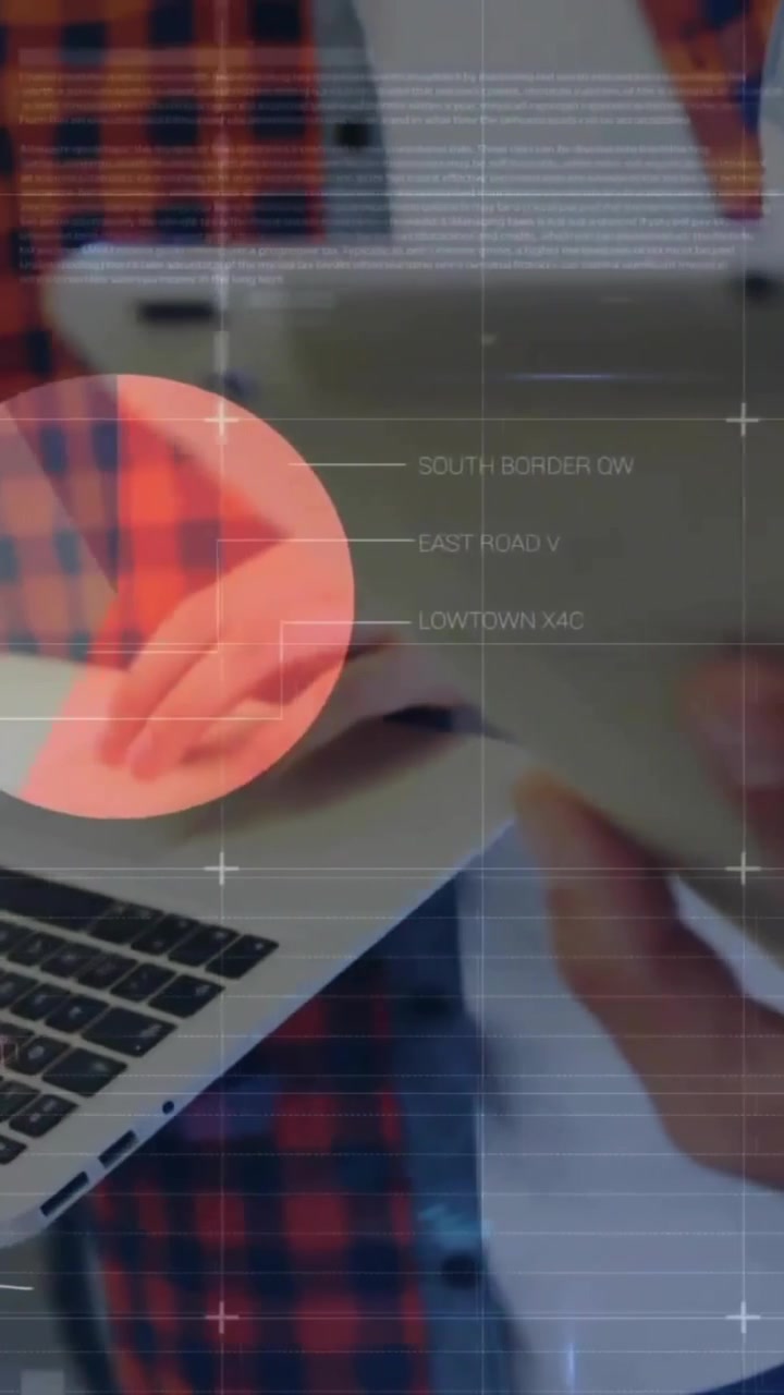 Animazione di elaborazione dati e diagrammi su colleghi diversi che utilizzano laptop e tablet.