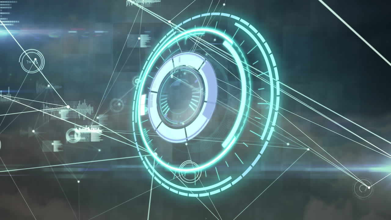 Scanner circolare su una rete di connessioni e elaborazione dati su sfondo di nuvole nel cielo