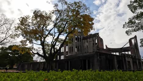 vista de la cúpula de la bomba atómica en hiroshima, japón
