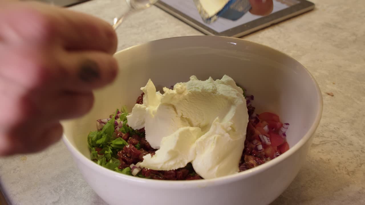 Cream Cheese and Sun-Dried Tomato Salad Recipe