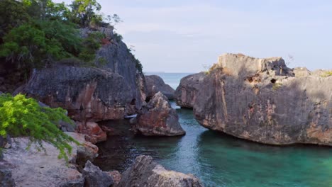 Drone-shot-of-Bahia-De-Las-Aguilas-in-Dominican-Republic