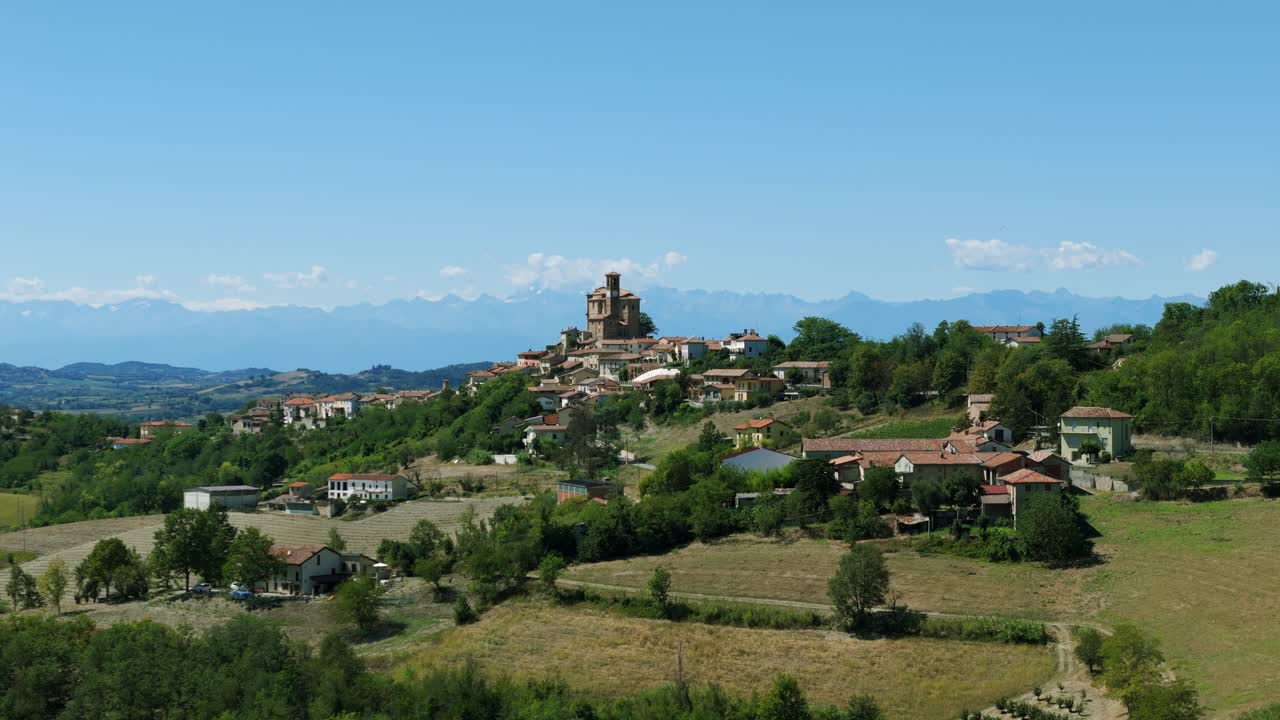 treville, pintoresco pueblo en la región de piamonte, en el norte de italia.
