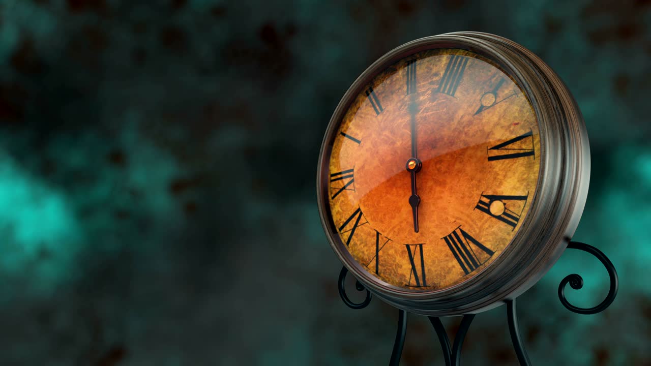 Vecchio orologio vintage in timelapse