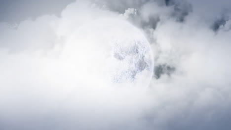 Luna llena sobre las nubes