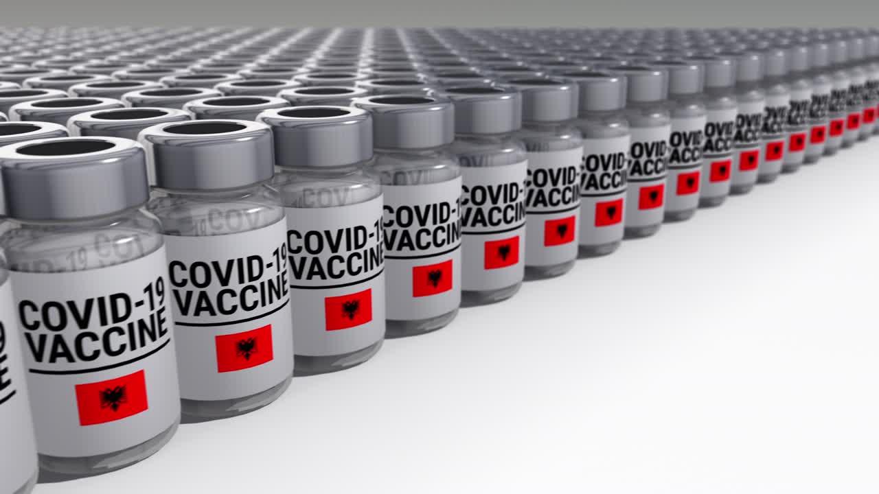 botellas de vacuna contra el covid-19 albania