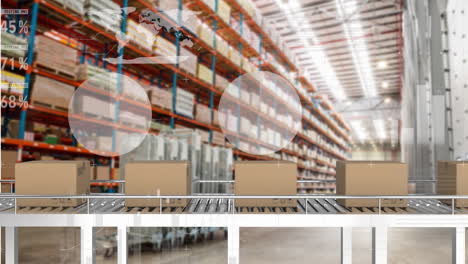 animación del procesamiento de datos y el mapa del mundo sobre cajas en cinta transportadora en el almacén